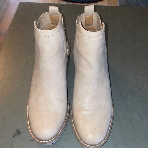 Dolce Vita ankle boots size 10 - Picture 1 of 4